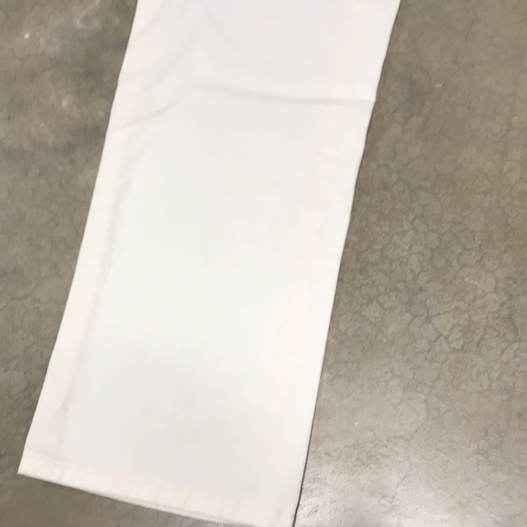 Off white jeans by Pilcro.  Size 30. - Picture 10 of 15
